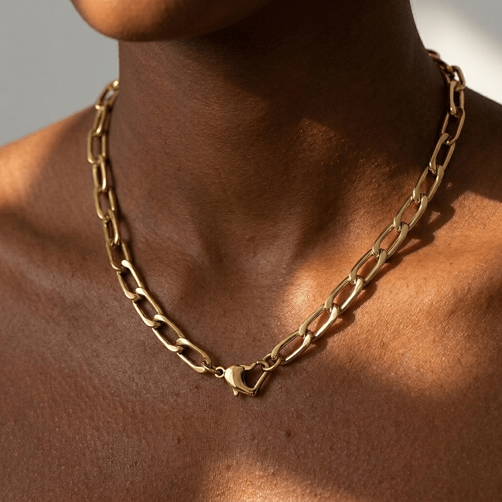 Women's Chunky Heart-Shaped Chain Necklace with Pendant